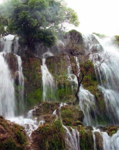 Niasar Waterfall tours